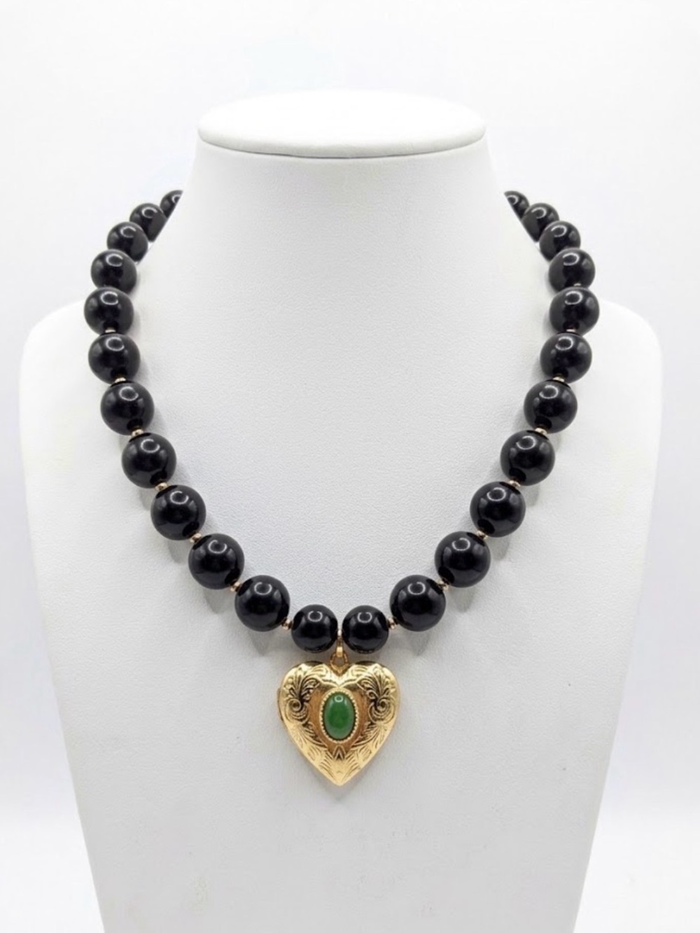 NWT ⚜️🖤⚜️ Piper K Heart Pendant Beaded Necklace